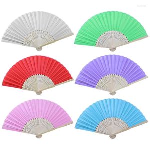 Decoratieve beeldjes Kleine vouwbare handventilator Personaliseer handgeschilderde opvouwbaar papier Chinees Japanse vintage bamboe Silk Fans Pography