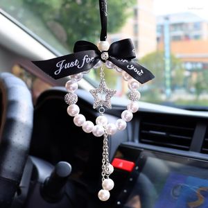 Decoratieve beeldjes Sparkle Crystal Pearl Car Pendant Accessoires achteruitkijk spiegel Shambhala Bling Swan Hangende meisjes vrouwen interieur