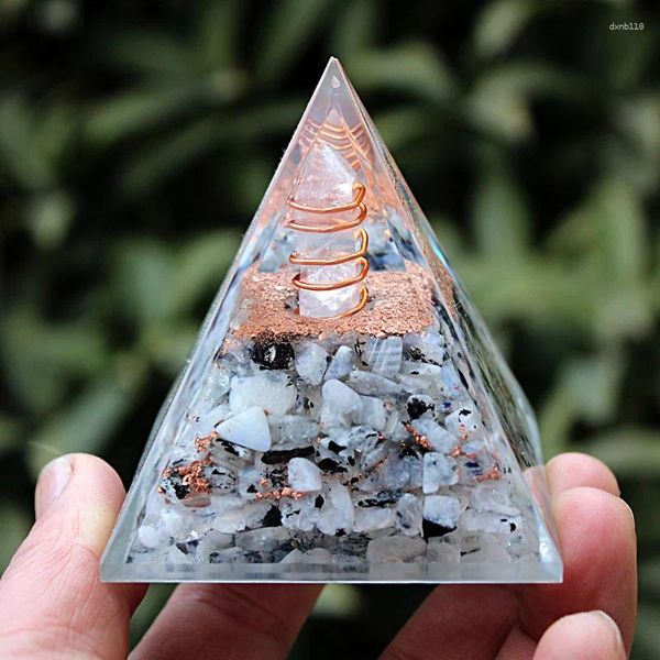 Figurines décoratives Pyramide de protection contre les cristaux de pierre avec quartz Point d'énergie Reiki Générateur chargé Crown Chakra Meditation de guérison