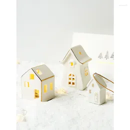 Figurines décoratives Tingke Nordic Simple Ceramic Christmas Snow Snow House Ornaments Tree Pendant Creative Gift