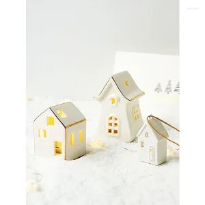 Figurines décoratives Tingke Nordic Simple Ceramic Christmas Snow Snow House Ornaments Tree Pendant Creative Gift