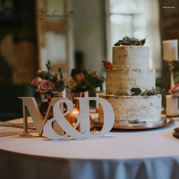 Figurines décoratives initiales de mariage, lettres en bois, décor rustique, signe personnalisé de la mariée et du marié, décorations en bois pour L personnalisé