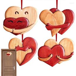 Figurines décoratives coeur en bois suspendu les étreintes en forme de signes Conversation décoration romantique amour la Saint-Valentin