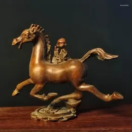 Figurines décoratives Copper jaune arrière dos de singe statue ornement accessoires de décoration de maison salon bureau de bureau miniature