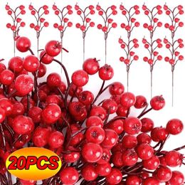 Fleurs décoratives 1 / 20pcs Artificiel Red Berry Stamis Bouquet Foam Cherry Wedding Fart