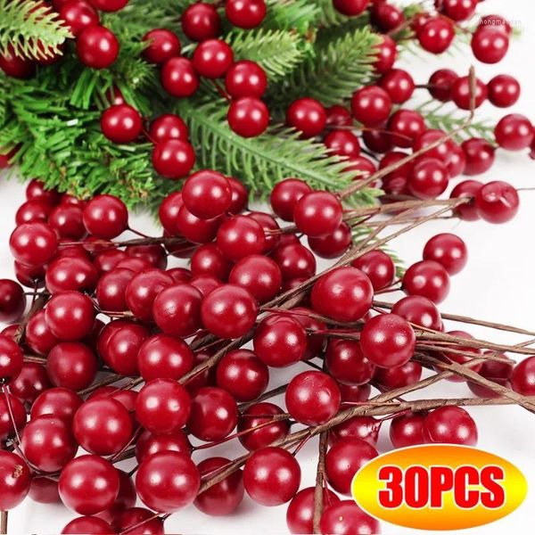 Flores decorativas 1/30 piezas Bayas de Navidad Artificial Red Cherry Caja de regalo de regalos Diy Corona de casas Decoraciones Falsas