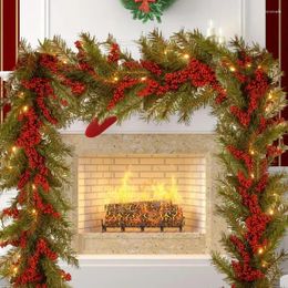 Decoratieve bloemen 1,8 m lange slinger met verlichting Kerstmis 70,8 inch Werkt op batterijen 2 verlichtingsmodi Dikke rode bes