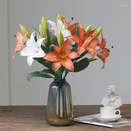 Fleurs décoratives 1 branche Real Touch Silk Flower Wedding Home Decoration Artificial Spring Lily Arrangement Bouquet Bouquet