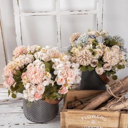Decoratieve bloemen 1 Bunch Hydrangea Artificial Wedding Bouquet eettafel Decor Fake Flower For Po Decoration Prop