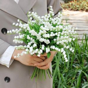 Decoratieve bloemen 1-delige 7-tandige plastic plastic multi-kleuren ochtendglorie Mooie Lily Valley Fake Plant Bouquet Wedding Home Pography Props