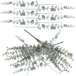 Decoratieve bloemen 1 set gesimuleerde eucalyptusstam geïmiteerd blad Festival Prop Fake Greenery Decor
