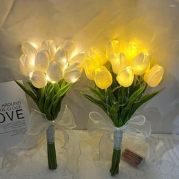 Fleurs décoratives 10/15/20 pièces Ins LED Tulipe Bouquet Faux Fleur Fille Cadeaux D'anniversaire Artificielle Faux Tige Lumière Ornement