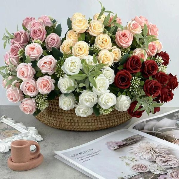 Fleurs décoratives 10 têtes Rose Bouquet Artificial Flower Wedding Decoration Scene Afficher Gift Floral Camellia blanche rose