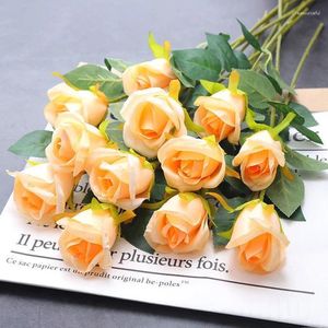 Fleurs décoratives 10 pièces Real Touch Silk Artificiel avec des feuilles vertes