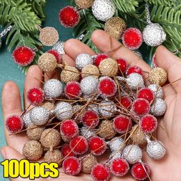 Decoratieve Bloemen 100/10PCS Kerst Kunstmatige Berry Nepplanten Schuimboeket DIY Kerstboom Krans Ornamenten Bruiloft thuis
