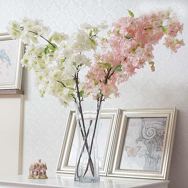 Fleurs décoratives 100 CM de long Simulation de fleur de soie artificielle fleur de cerisier blanc et rose disponible pour la décoration de fête de mariage à la maison