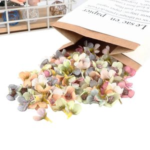 Decoratieve bloemen 100 pc's 2 cm Multicolor Daisy Flower Heads Mini Silk Artificial for Scrapbooking Home Wedding Decoratie