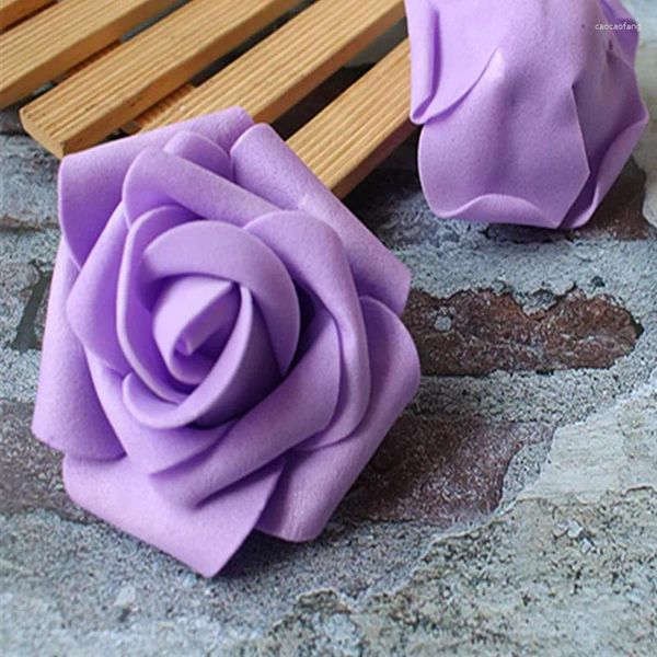 Fleurs décoratives 100 pcs simulation pe rose tête 6 cm mariage fleur en mousse avec faux matériau d'emballage de bouquet de la Saint-Valentin pour la Saint-Valentin