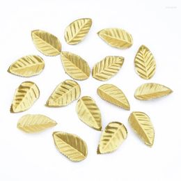 Fleurs décoratives 100pcs Golden Leaves de Noël décoration décoration de soie de soie à la maison couronnes de mariage plantes artificielles en gros