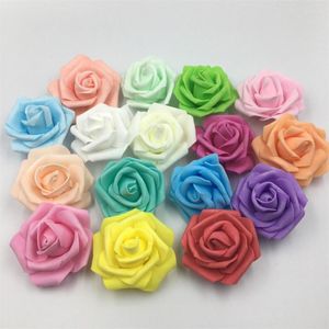 Decoratieve bloemen 100 stcs/lot diy 6-7 cm kunstmatige pe foam rozenkop handgemaakte bruid boeket thuisbloem voor bruiloft decoraties