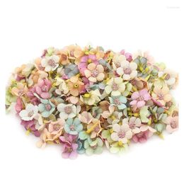 Fleurs décoratives 100pcs Multicolor Mini Silk Silk Artificial Flower Head for Crown Wedding Garland Decoration DIY Scrapbooking Craft