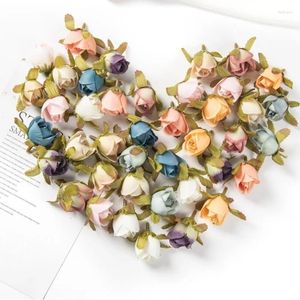 Fleurs décoratives 100 pièces de mini roses artificielles de 2 cm en soie pour scrapbooking, couronne de Noël, fête de mariage, décoration de la maison, accessoires de mariée