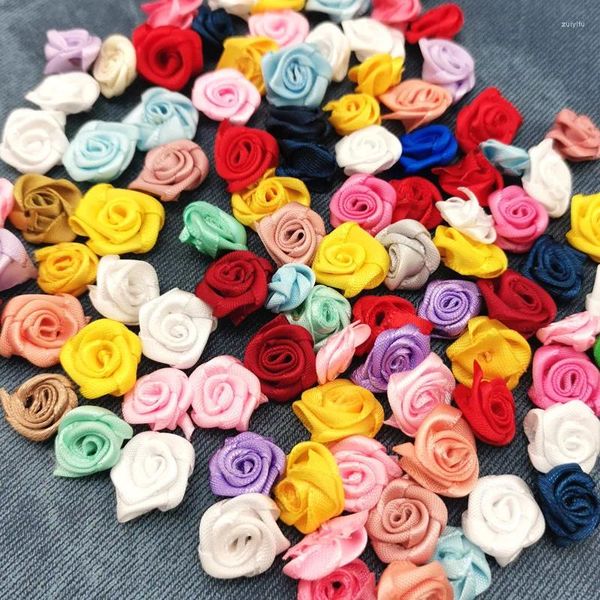 Flores decorativas (100pcs/paquete) Color de mezcla de 15 mm Mini Mini Handmaded Diy Cabeza de satén Cabeza de bodas Decoración de álbumes