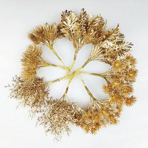 Fleurs décoratives 10 cm Branche à feuilles artificielles Gold Couleur argentée Faux Consiels de pin Plantes de fleurs de neige pour décoration de décoration de fête de bricolage décor