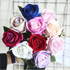 Fleurs décoratives 10PC Roses artificielles Bouquet Vase pour la décoration de la maison Accessoires DIY Po Props Arrangement Table à manger Noël