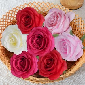 Decoratieve Bloemen 10PCS 10Cm Kunstbloem Scrapbooking Voor Huisdecoratie Diy Bonbondoos Bruiloft Nep Rozen Bud Kerst Craft