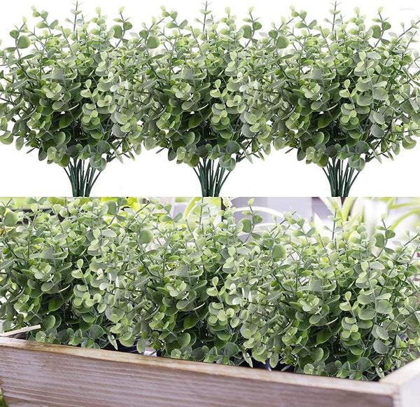 Flores decorativas 10 Uds tallos de eucalipto artificiales plantas falsas al aire libre arbustos de boj de imitación arbustos verdes para la decoración de la boda del hogar