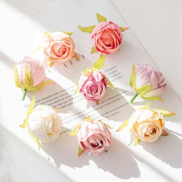 Fleurs décoratives 10pcs bourgeons de thé en soie en vrac tête de roses artificielles pour accessoires d'arc de mariage bouquet de mariée maison couronnes de Noël décor