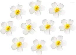 Decoratieve bloemen 10 stks Hawaiiaanse kunstmatige plumeria schuim bloem haarclip voor bruiloftsfeesthoofdtooi thuisdecoratie wit geel
