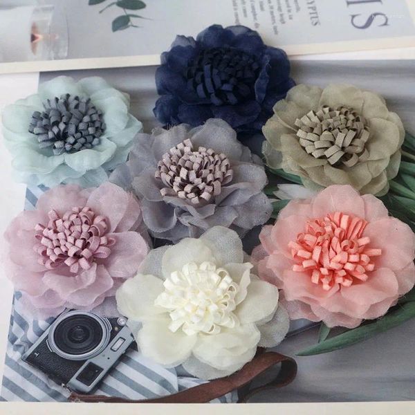 Flores decorativas 10 piezas/lote 5 cm Flor artificial hecha a mano Flor artificial para ropa de vestir sombreros Decoración del tocado DIY