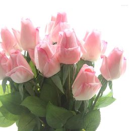 Fleurs décoratives 10pcs / Lot Artificielle Rose Bud Real Touch Fleur Décoration De La Maison Faux Mariage Affichage Mariée Main Tenant Roses Bouquet