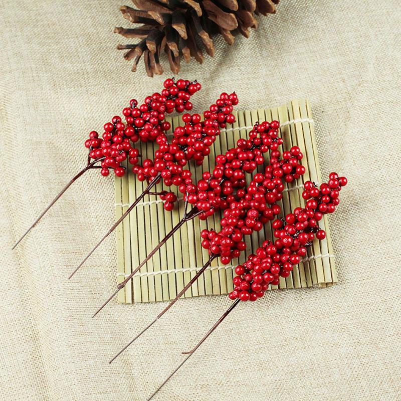 10pcs Red Berry berry bouquet - Artificial Pine Cone Flowers for Home Decor, Weddings, Parties, and Christmas