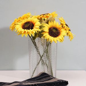 Fleurs décoratives 10pcs Nordic Faux de tournesol en soie artificielle pour le bouquet de mariage de bricolage Party Room Home Decor Mariage