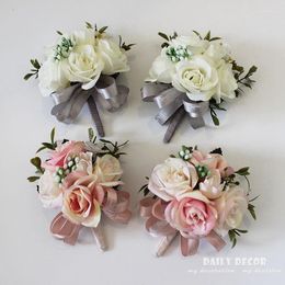 Decoratieve Bloemen 10st! Groothandel Kunstmatige Roze Bloem Bruids / Bruidsmeisje Hand Pols Bruiloft Bruid Bruidegom Corsage Broche