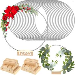 Fleurs décoratives 12Pack 12 pouces cerceau floral pièce maîtresse de table en métal argenté couronne anneau support macramé pour bricolage maison noël mariage