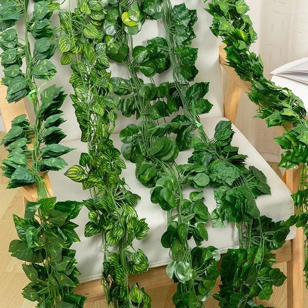 Flores decorativas 12 piezas 2m Ivy Green Leaves falsas Falsas Plantas Vine Jardín de casas Long Plastic Rattan Decoración de pared Coste Artificial