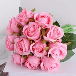 Fleurs décoratives 12pcs Roses artificielles Pâques Pâques pour la fête des mères pour femme Décoration Restaurant Home Wedding Anniversary Simulation