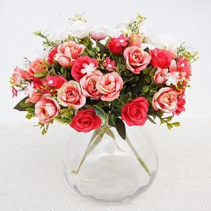 Decoratieve bloemen 13 koppen mini zijde kunstmatige rozenbunch 5 takken kleine boeket flores voor thuisbasisdecor nepbloem