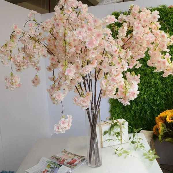 Fleurs décoratives 136 cm branches suspendues artificielles romantiques de pêche fleur de cerisier vigne soie maison décoration de mariage bouquet de fleurs