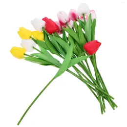 Fleurs décoratives 15 pièces Simulation de tulipes simulées Bouquet de tulipes décor de mariage plante Mini ornement fourniture domestique Pu orner la maison de la mariée