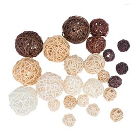 Fiori decorativi 18pcs Takraw Rattan naturale Po Puntelli Ornamento Ciondolo da soffitto a parete per bomboniere per feste di compleanno