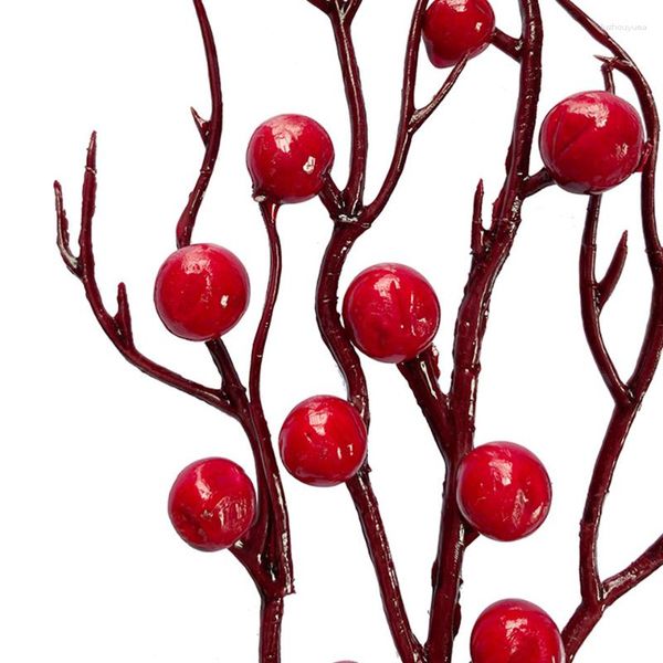 Flores decorativas 1 PC NAVIDAD ARTIFICAL Berry Red Bayas Ramas de pino de árbol para coronas Decoraciones de bricolaje adorno