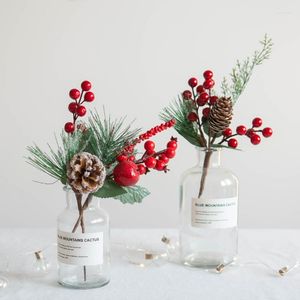 Decoratieve bloemen 1 stc kunstmatige bloem rode kerstbesbessen en dennenappel met holly takken decoratie voor huisbloemdecoraties ambachten