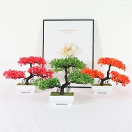 Decoratieve bloemen 1PC kunstmatige planten bonsai simulatie wolken dennen op tafelblad ornamenten home decor nep groen planten potten en