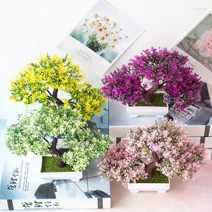 Fleurs décoratives 1pc plante artificielle bononsaï plastique petit arbre pot fausse ornements en pot à la maison pour table de chambre jardin el décor