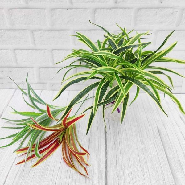 Fleurs décoratives 1 Pc Plantes En Plastique Artificielles Chlorophytum Herbe Salon Décoration Faux Intérieur En Pot Table Plante Verte Sans Pot